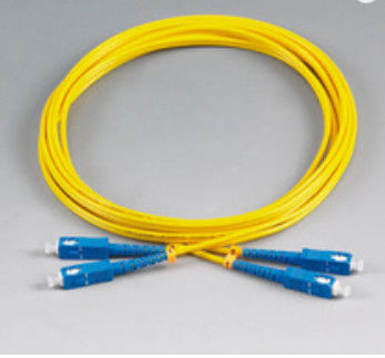 Cordon de patch en fibre optique résistant à la température pour les connexions dans des conditions extrêmes